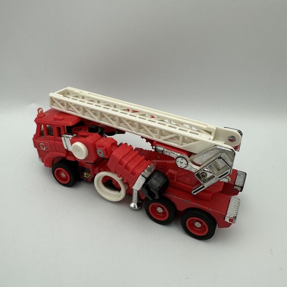 Vintage Transformers G2 Inferno Autobot 1992 Hasbro Action Figure Fire Truck - Picture 2 of 8
